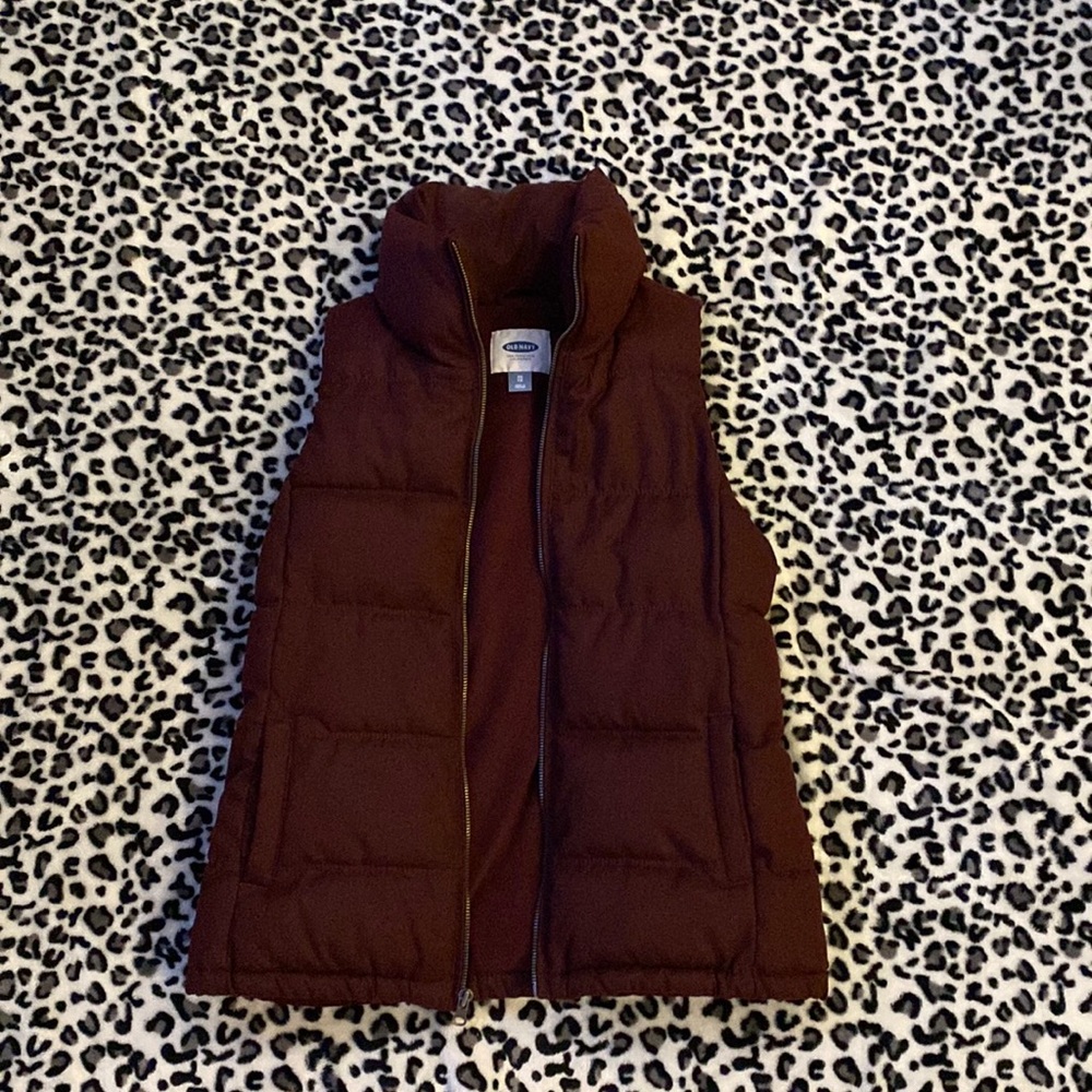 Maroon puffer vest